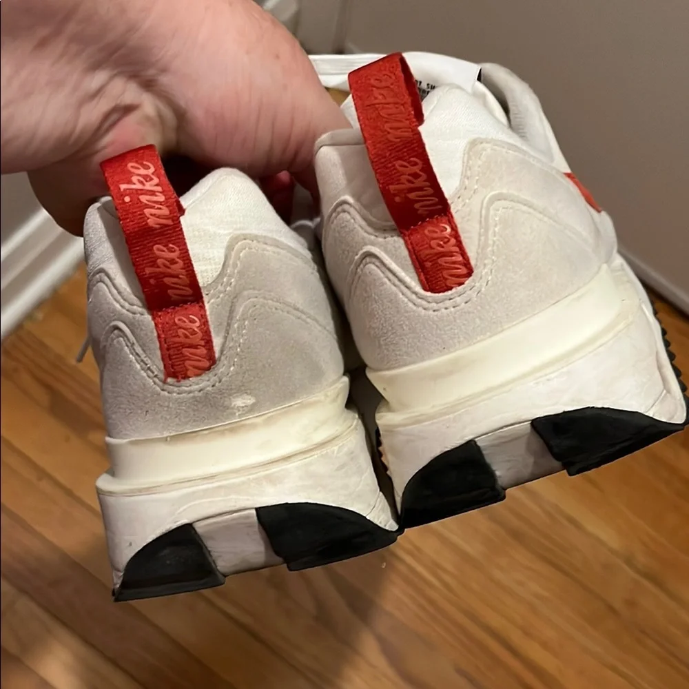 Nike Men’s Air Max Dawn Casual Sneakers - Picture 5 of 8